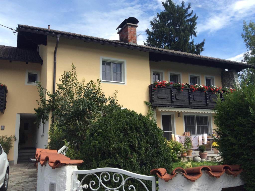 B&B Elfi Salzburg Bagian luar foto