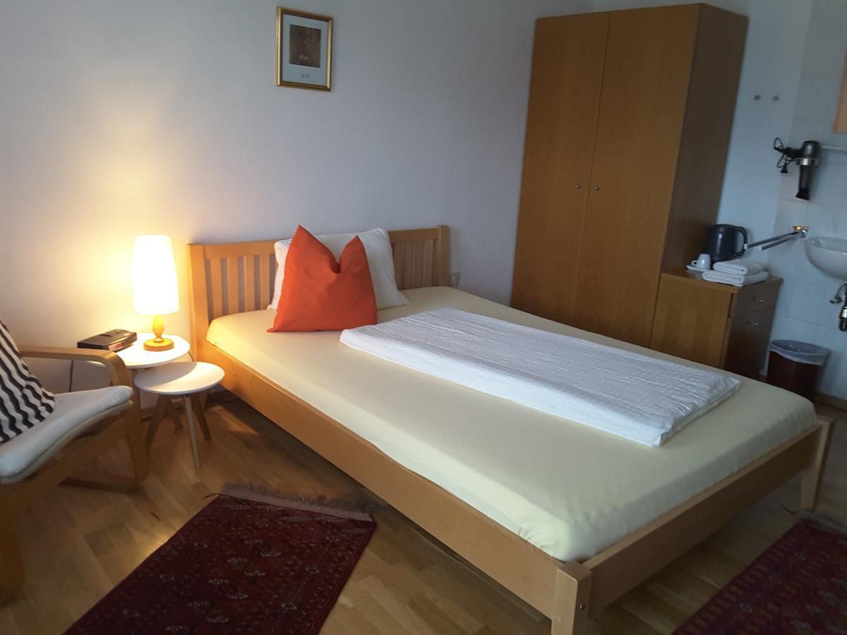 B&B Elfi Salzburg Bagian luar foto